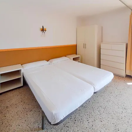 Bon Dia 34 Sistach Apartment *